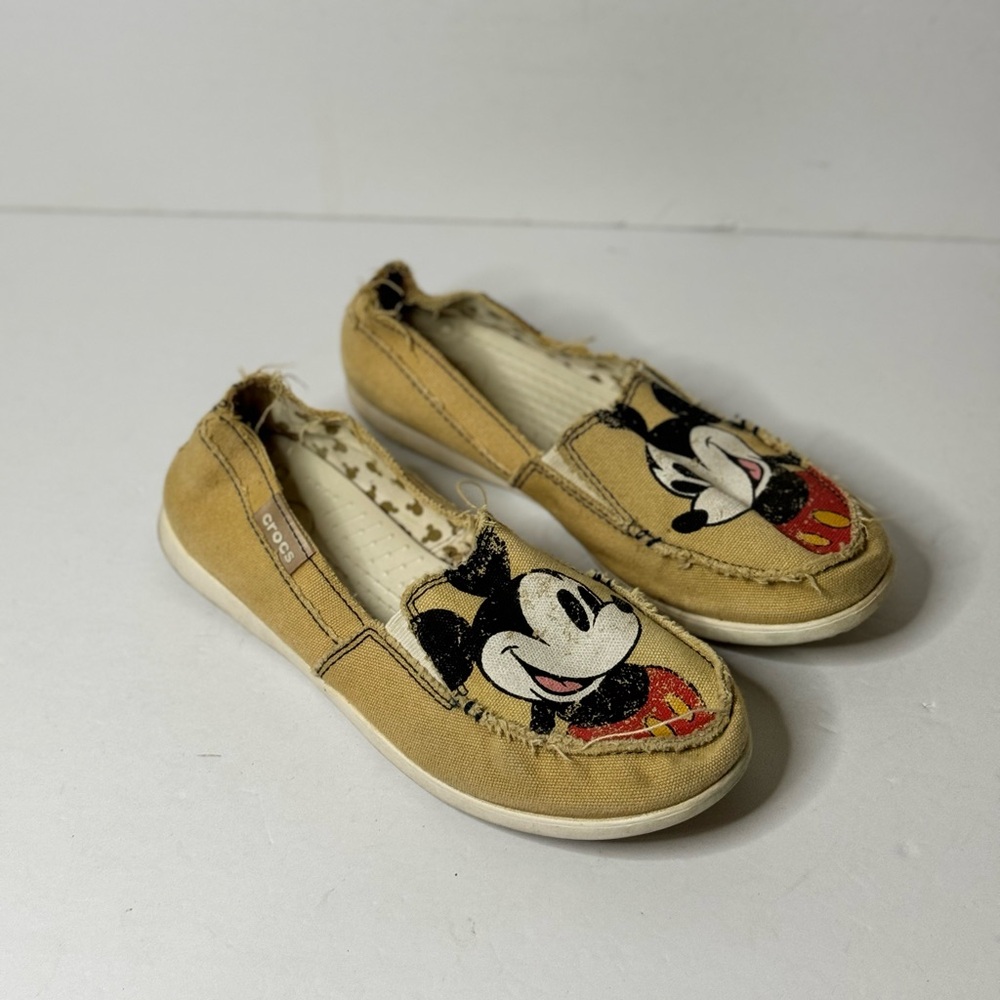 Crocs Disney  Mickey Mouse Distressed Canvas Slip On Women's Size 8 Tan Beige